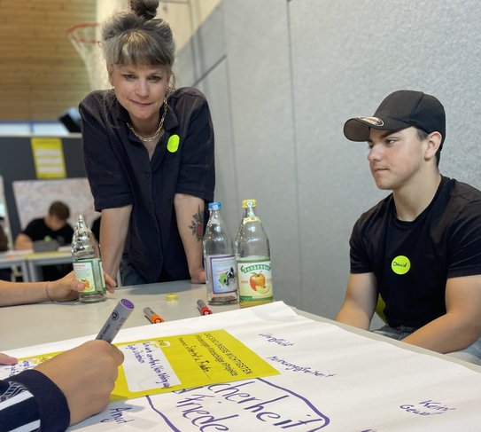 Die Demokratiebeauftragte Lena Knapp. Foto: Michael Lünstroth