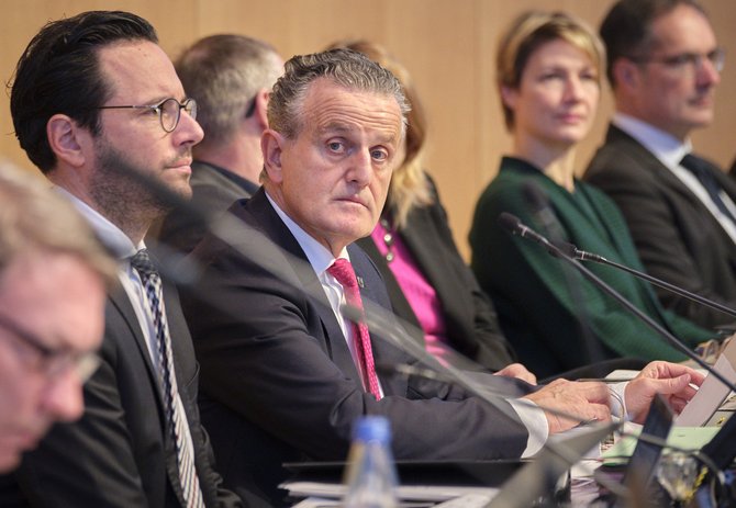 Er will keine Erstaufnahme von Geflüchteten in der Landeshauptstadt: OB Frank Nopper. Foto: Joachim E. Röttgers Er will keine Erstaufnahme von Geflüchteten in der Landeshauptstadt: OB Frank Nopper. Foto: Joachim E. Röttgers