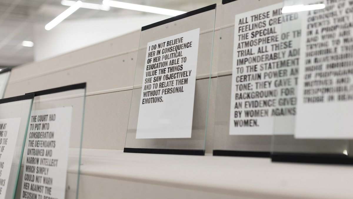 Im Bergen-Belsen-Prozess werden "personal emotions", "feelings" und "narrow intellect" für eine Strafmilderung bemüht.