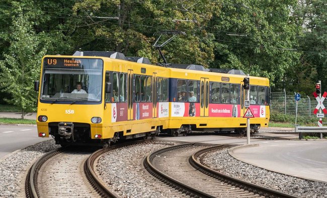 Warum fährt die U-Bahn oberirdisch? Foto: Jens Volle