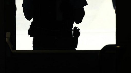 Noch problematischer als die legalen Waffen der Reichsbürger:innen: die illegalen. Foto: Joachim E. Röttgers Noch problematischer als die legalen Waffen der Reichsbürger:innen: die illegalen. Foto: Joachim E. Röttgers