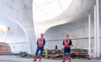 Maulhelden unter Kelchstützen