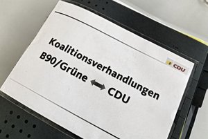 Verhandelt wird hinter verschlossenen Türen.