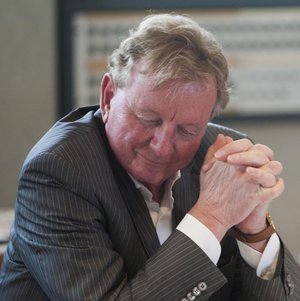 Freut sich über die unverhoffte Rückendeckung: der SPD-Vorsitzende Claus Schmiedel. Foto: Joachim E. Röttgers