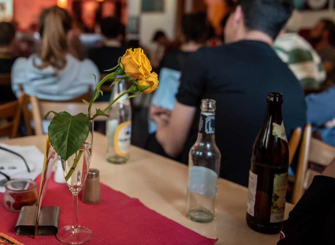 Wahlparty im Linken Zentrum Lilo Herrmann in Stuttgart-Heslach. Foto: Jens Volle