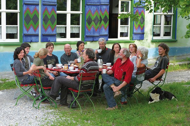 Die Kommunarden heute. Foto: Roland Reck