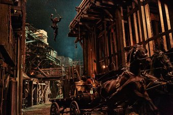 Und Action – Helden verloren im Chaos der Zeiten. Foto: Studiocanal/Attila Szvacsek