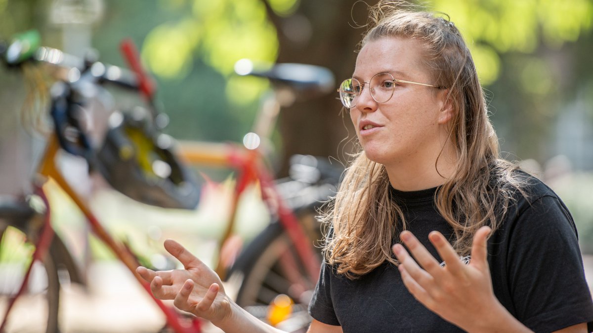Seit knapp vier Jahren engagiert sich Nisha Toussaint-Teachout für Klimagerechtigkeit. Fotos: Jens Volle