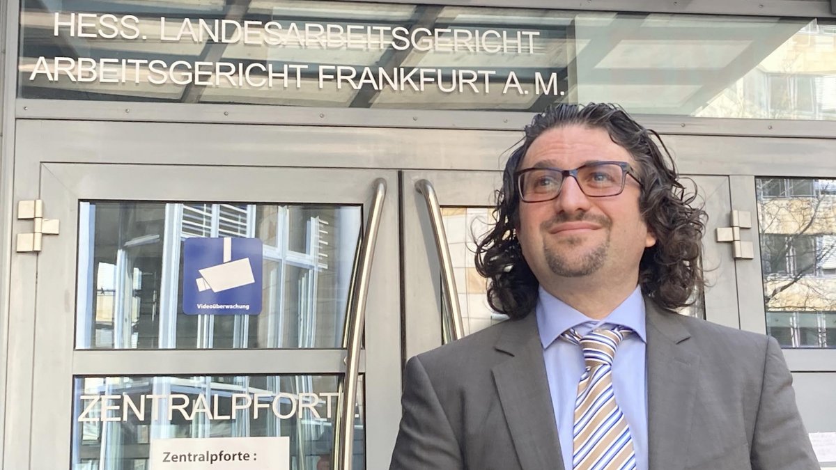 Mikhail Agrest verlässt das Stuttgarter Ballett – und zwar im Streit. Damit der Musikdirektor geht, zahlt ihm das Haus 50.000 Euro. Foto: Kontext