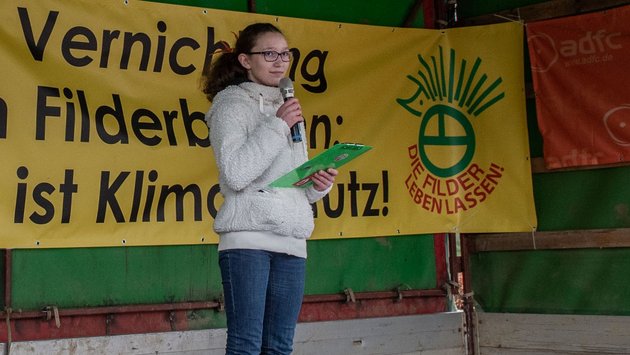 Fridays-for-Future-Vertreterin Ronja Zimmer macht sich für den Filderboden stark. Fridays-for-Future-Vertreterin Ronja Zimmer macht sich für den Filderboden stark.
