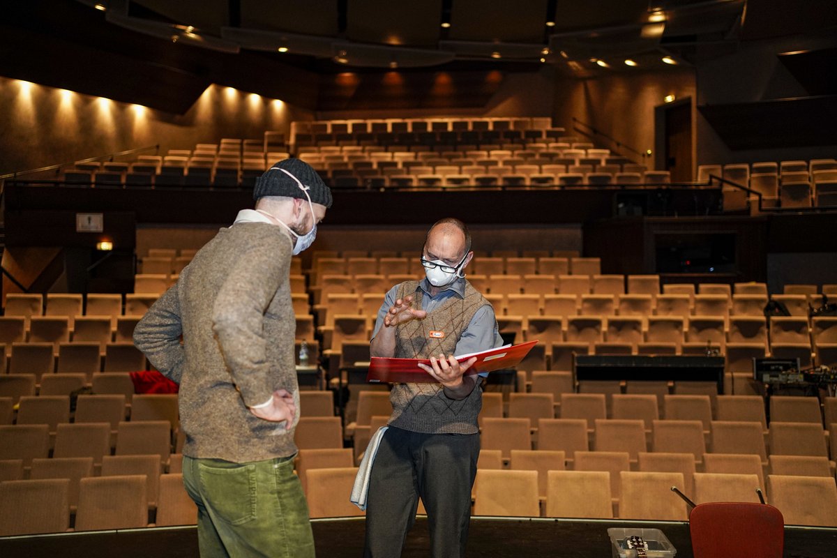 Besprechung? Nur mit Maske. Foto: Tobias Metz