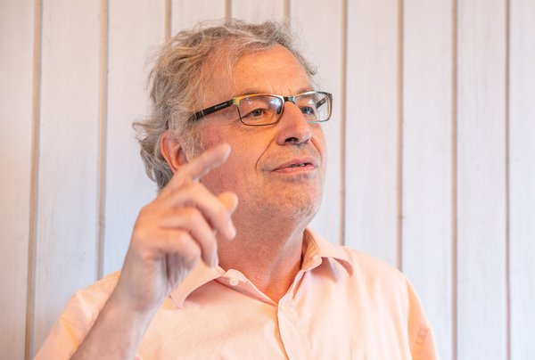 "Demokratiepolitisch besorgniserregend" findet Dieter Reicherter die Drohung der DB, die Strecke durch Prellböcke abzusperren. Foto: Jens Volle "Demokratiepolitisch besorgniserregend" findet Dieter Reicherter die Drohung der DB, die Strecke durch Prellböcke abzusperren. Foto: Jens Volle
