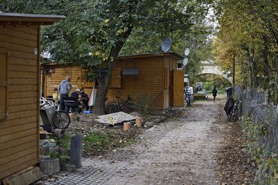 Die "Hauptstraße" des Esslinger Berberdorfs.