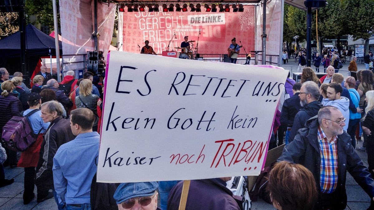 Einer mit wenig Hoffnung beim Bundestagswahlkampf der Partei Die Linke 2017. Fotos: Joachim E. Röttgers