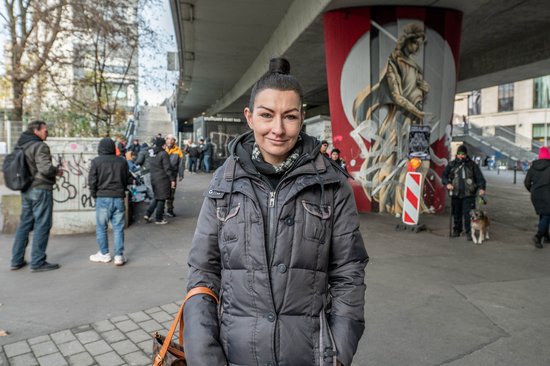 Paule-Club-Mitbegründerin Iva glaubt, dass die Bundeswehr ihr Halt gegeben hätte.