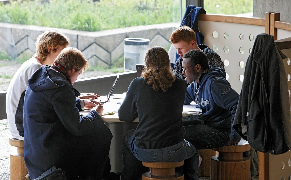 So lernt es sich bestimmt am besten: bei Tageslicht. Fotos: Joachim E. Röttgers So lernt es sich bestimmt am besten: bei Tageslicht. Fotos: Joachim E. Röttgers