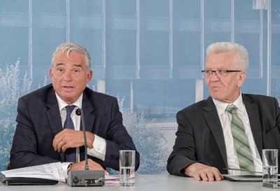 Kretschmann muss Strobl auf Pressekonferenzen öfters zur Seite springen.