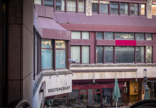 Das sanierungsbedürftige Schwabenzentrum: Kann das weg? Der Investor verlangt's. Das sanierungsbedürftige Schwabenzentrum: Kann das weg? Der Investor verlangt's.