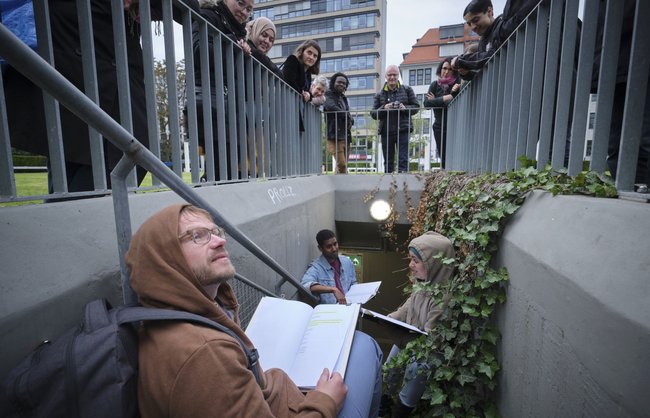 Beim Theaterspaziergang wird die Treppe zum Parkhaus nochmal blockiert, und zwar kommenden Sonntag.