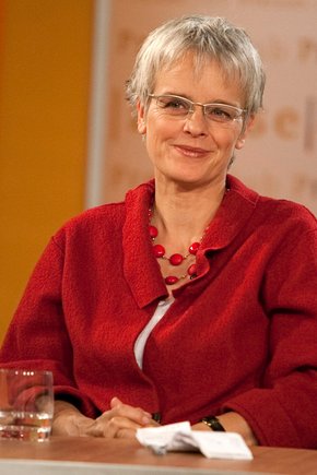 "Die Neoklassik ist eine Theorie, die für die Privilegierten sehr bequem ist", sagt Ulrike Herrmann. Foto: Herby Sachs/WDR