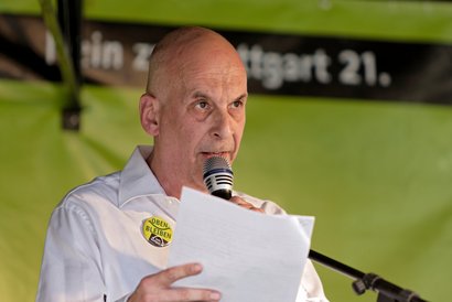 Demo-Redner auch in Stuttgart. Dort feuert Lösch gegen S 21. Foto: Joachim E. Röttgers