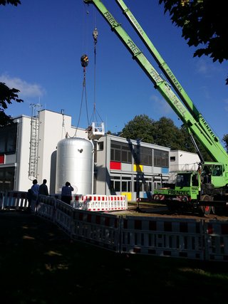 Der Wärmepufferspeicher kommt.