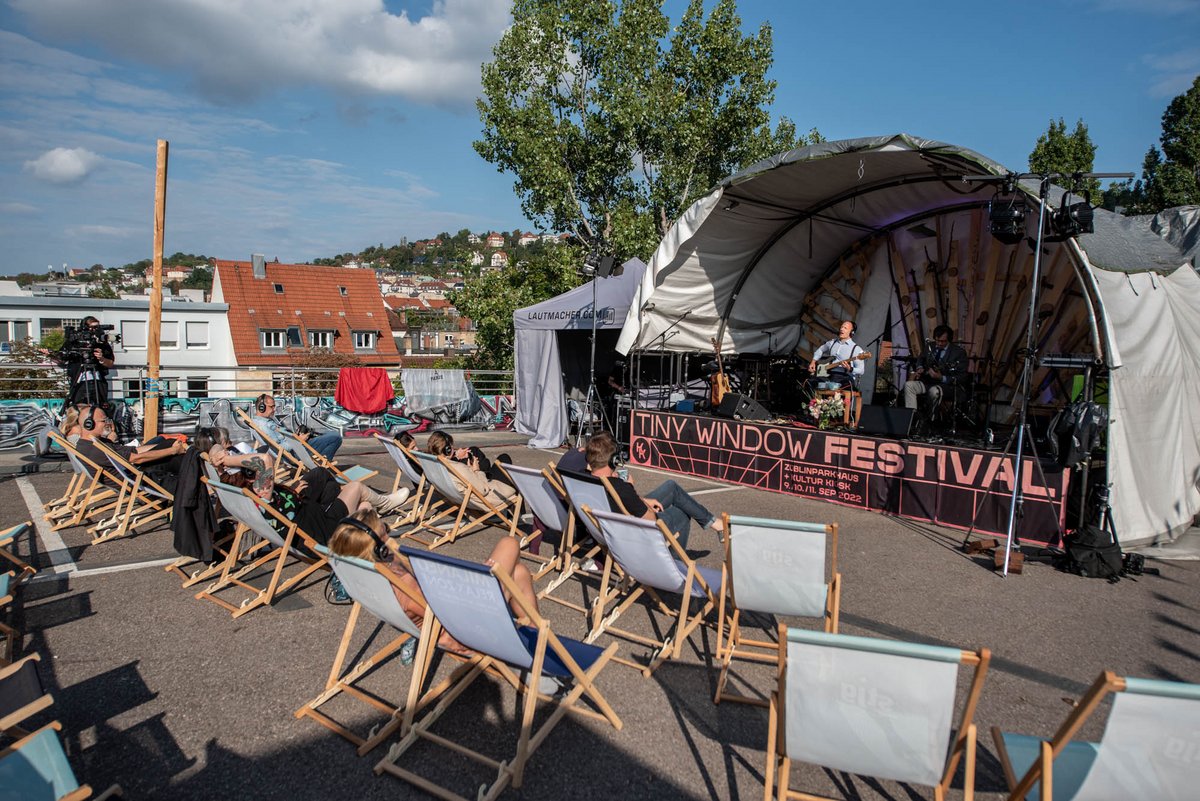 ... auch auf dem Parkhaus-Dach wie hier beim Tiny-Window-Festival am 11. September 2022. ... auch auf dem Parkhaus-Dach wie hier beim Tiny-Window-Festival am 11. September 2022.