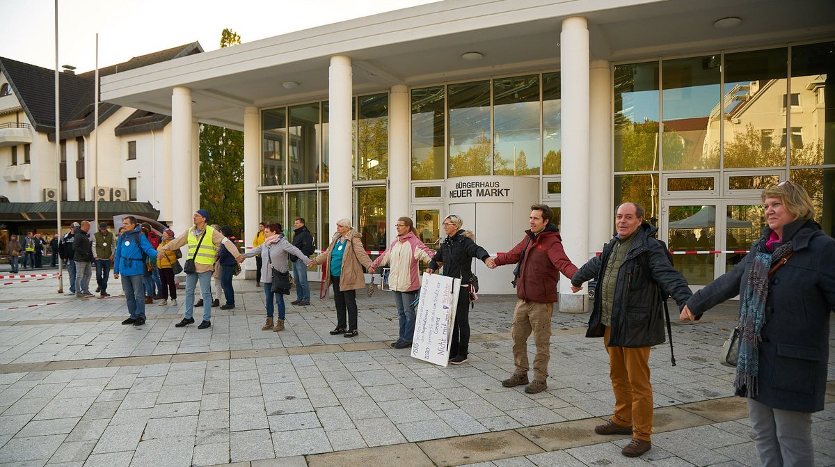 Die Menschenkette von Bühl, diesmal ohne Weltrekord-Ambitionen.
