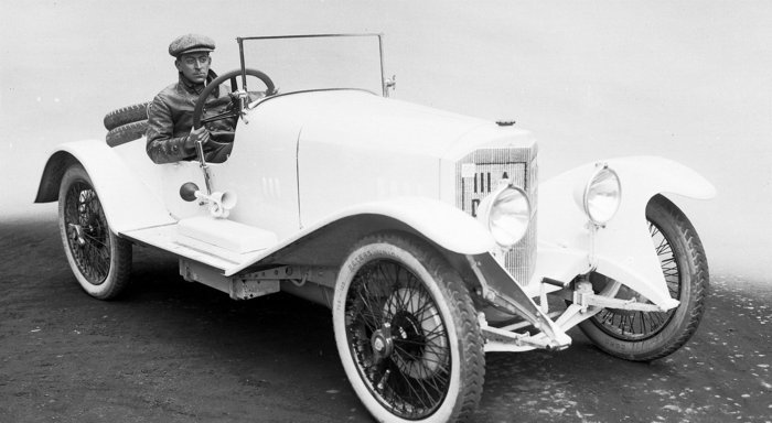 In den 1920ern war Rosenberger ein berühmter Rennfahrer. Werkspilot bei Mercedes, wo er Ferdinand Porsche kennengelernt hat. Foto: Mercedes-Benz AG