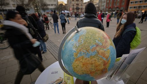 Die EU hat den Friedensnobelpreis bekommen und lässt trotzdem Menschen ertrinken. 