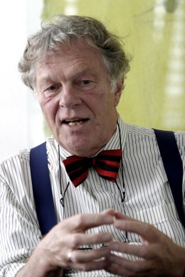 Markenzeichen Fliege: Peter Conradi. Fotos: Joachim E. Röttgers