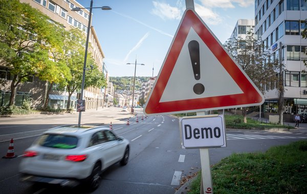 Vorsicht: Teilnahme an einer legalen Demo schützt nicht vor Durchleuchtung.