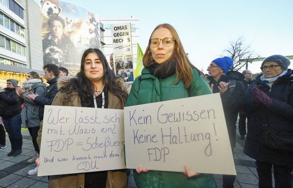 Der Thüringer Skandal mit CDU, AfD und FDP verärgerte im Februar 2020 die Menschen bis nach Stuttgart.