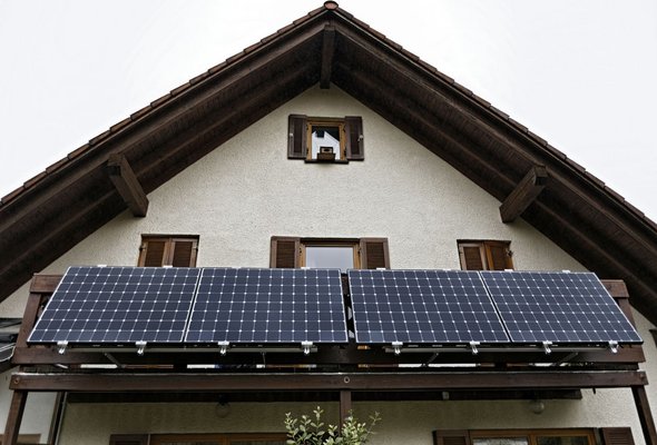 ... oder Fassaden, sondern auch Parkplätze, Autobahnen, was auch immer." Fotos: Joachim E. Röttgers