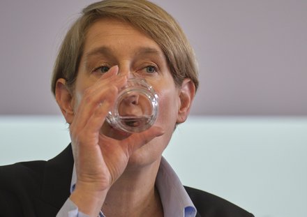 Stefanie Hinz: damals Abteilungsleiterin im Wirtschaftsministerium, heute Landespolizeipräsidentin.