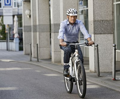 Zumindest die Fahrradfahrfähigkeit spricht dem Minister keiner ab.