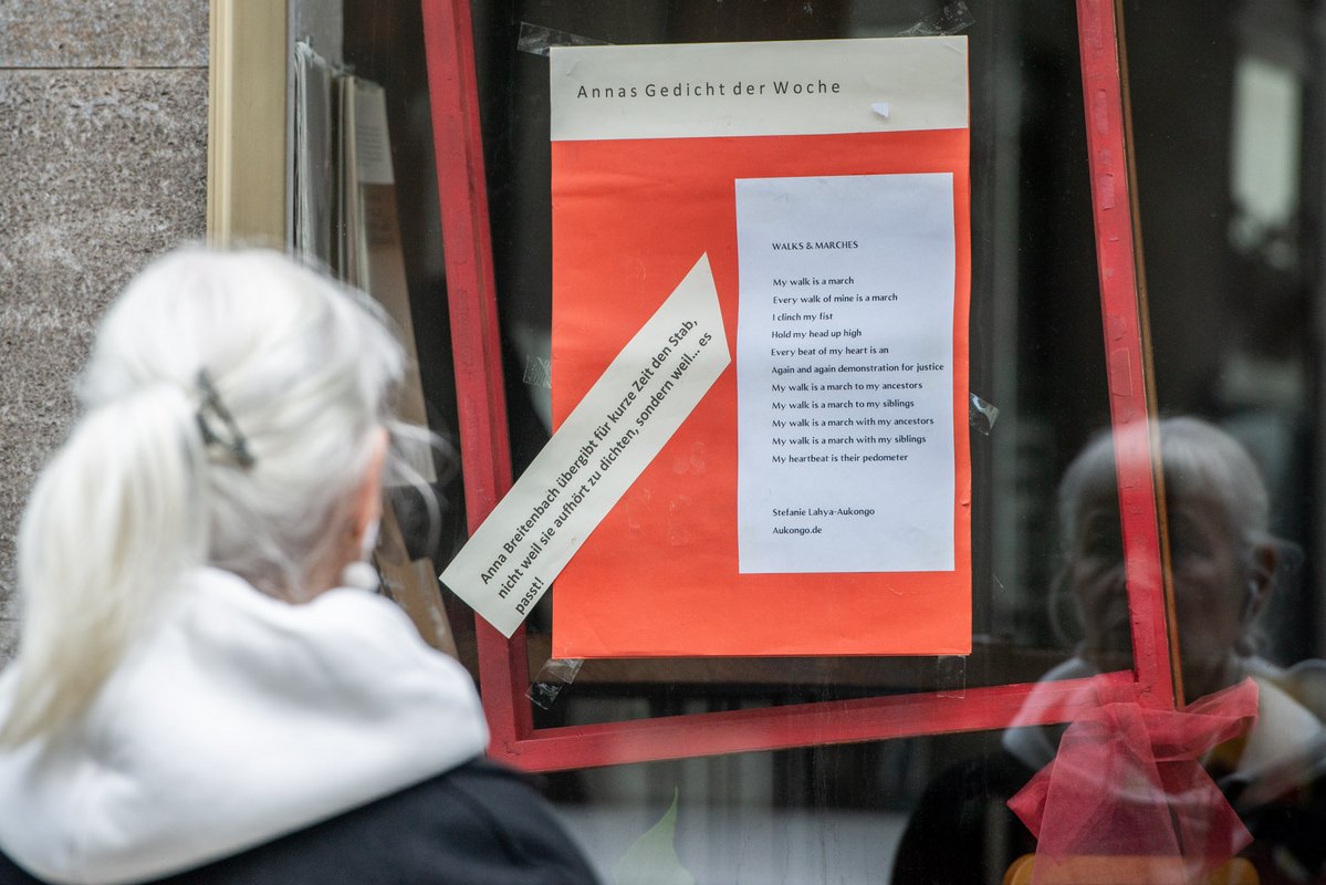 Das Schaufenster der Trattoria da Loretta.