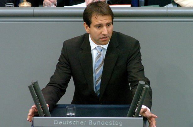 In seiner ersten Bundestagsrede im Jahr 2007 thematisierte Andreas Jung den Klimawandel. Foto: Deutscher Bundestag, Lichtblick/Achim Melde