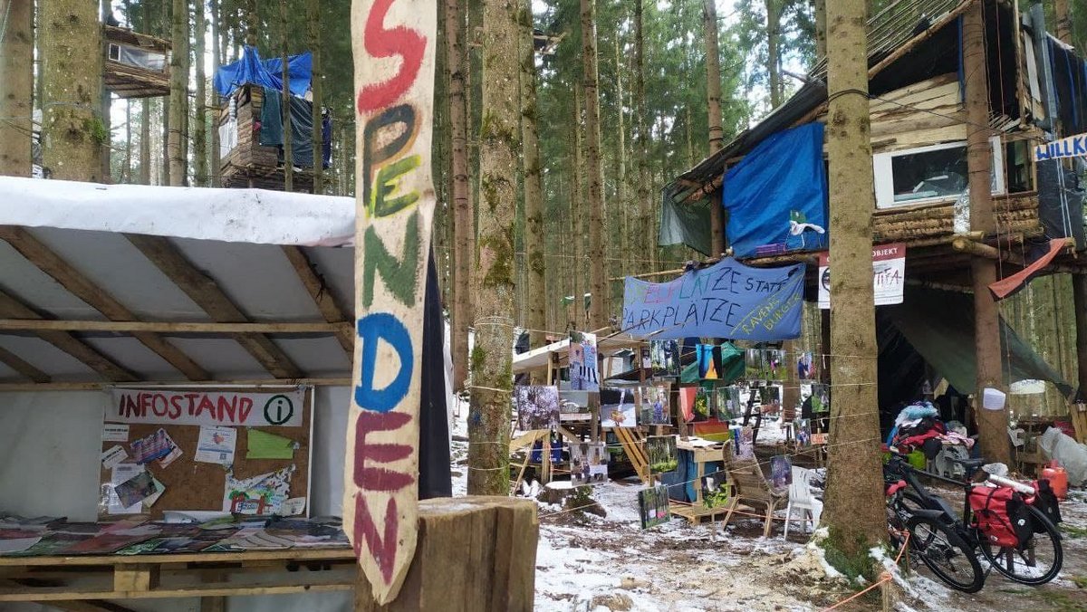 "Auch im Winter ist der Altdorfer Wald natürlich besetzt", betont Bosch. Immerhin steht in wenigen Wochen ein Jubiläum an. 