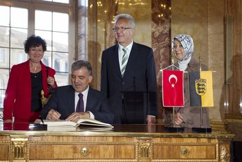 Der türkische Staatspräsident Abdullah Gül 2011 auf Staatsbesuch in Baden-Württemberg. Foto: Staatsministerium BW
