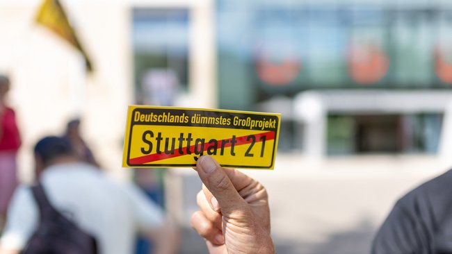 Das tut weh, DB