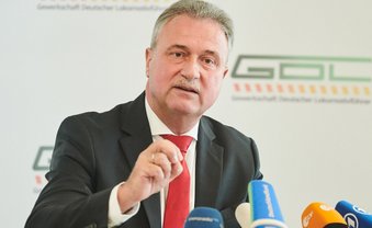 "Tricksen, täuschen, Taschen füllen"