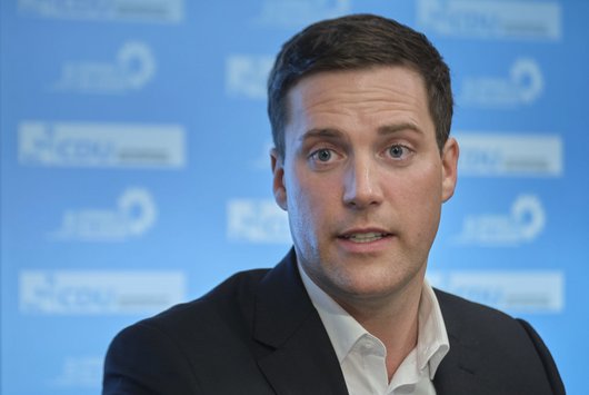 CDU-Fraktionschef Manuel Hagel schwätzt, wie ihm der Schnabel gewachsen ist.