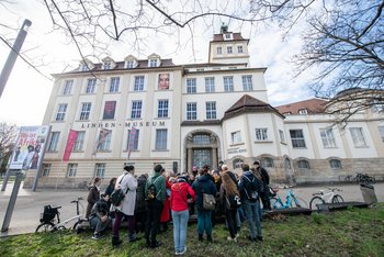 Trägt die Last der kolonialen Geschichte: das Lindenmuseum.