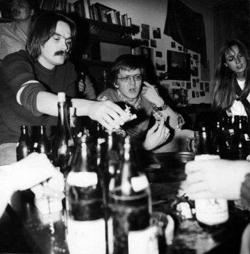 Kretschmann (Mitte) und andere Power-Play-Groupies.