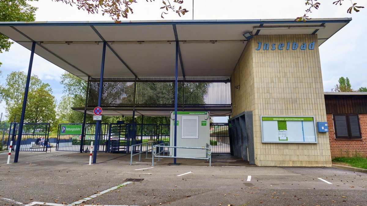 Tatort Kassenhaus des Inselbads in Stuttgart-Untertürkheim. Foto: Joachim E. Röttgers