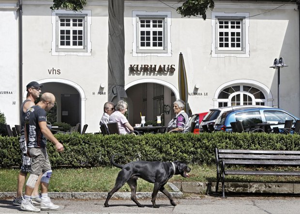 Trotz jahrhundertelanger Kurtradition schrieben städtische Kurkliniken Verluste.