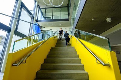 Bunter Arbeitsplatz: die Klinik in Göppingen.