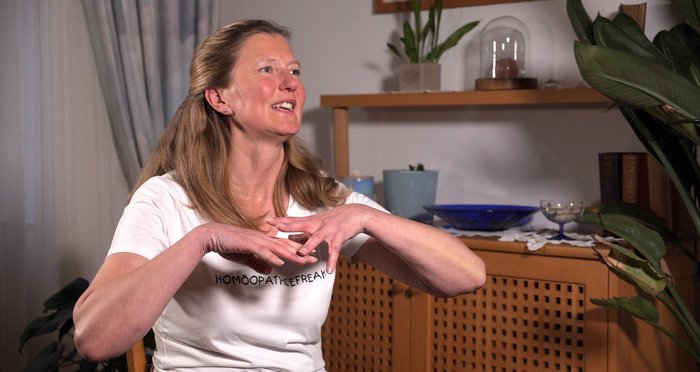 Eine der Interviewten: Dr. med. Martine-Lucia Kaut. Filmstill: Glotzen Off