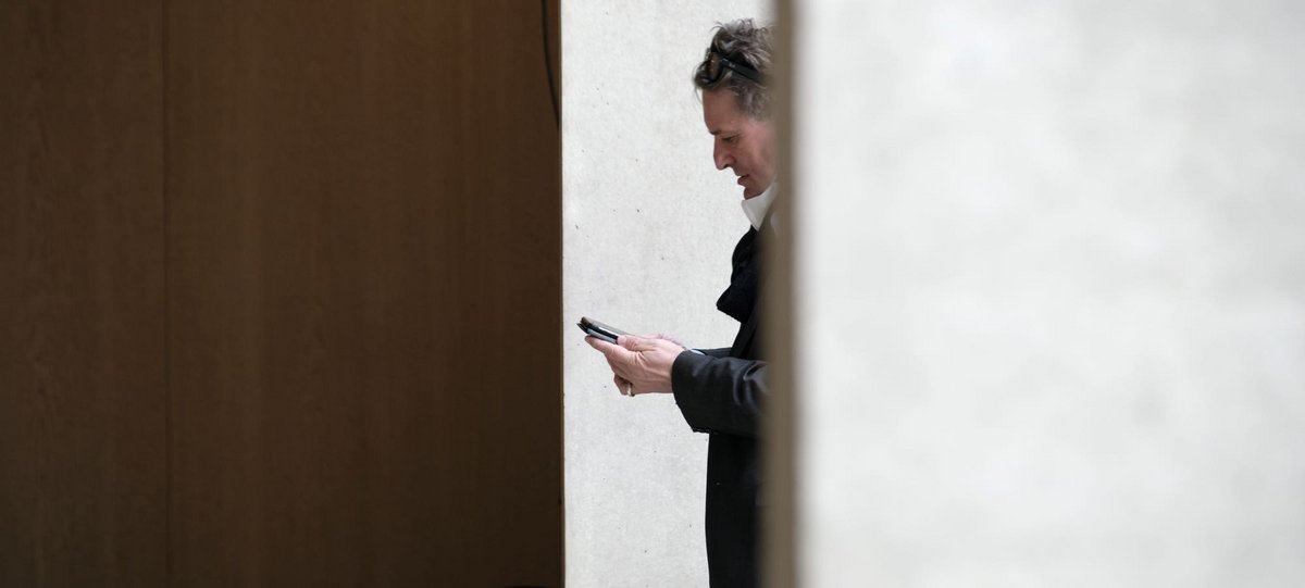 Corona brachte ihn in Bedrängnis: Gesundheitsminister Manfred Lucha schließt mitten in der Pandemie Kliniken und bestellte für 53 Millionen Euro veraltete Beatmungsgeräte aus China. Corona brachte ihn in Bedrängnis: Gesundheitsminister Manfred Lucha schließt mitten in der Pandemie Kliniken und bestellte für 53 Millionen Euro veraltete Beatmungsgeräte aus China.